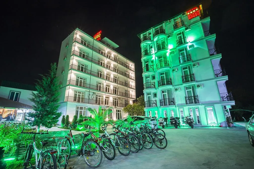 Beach House Hotel Batumi