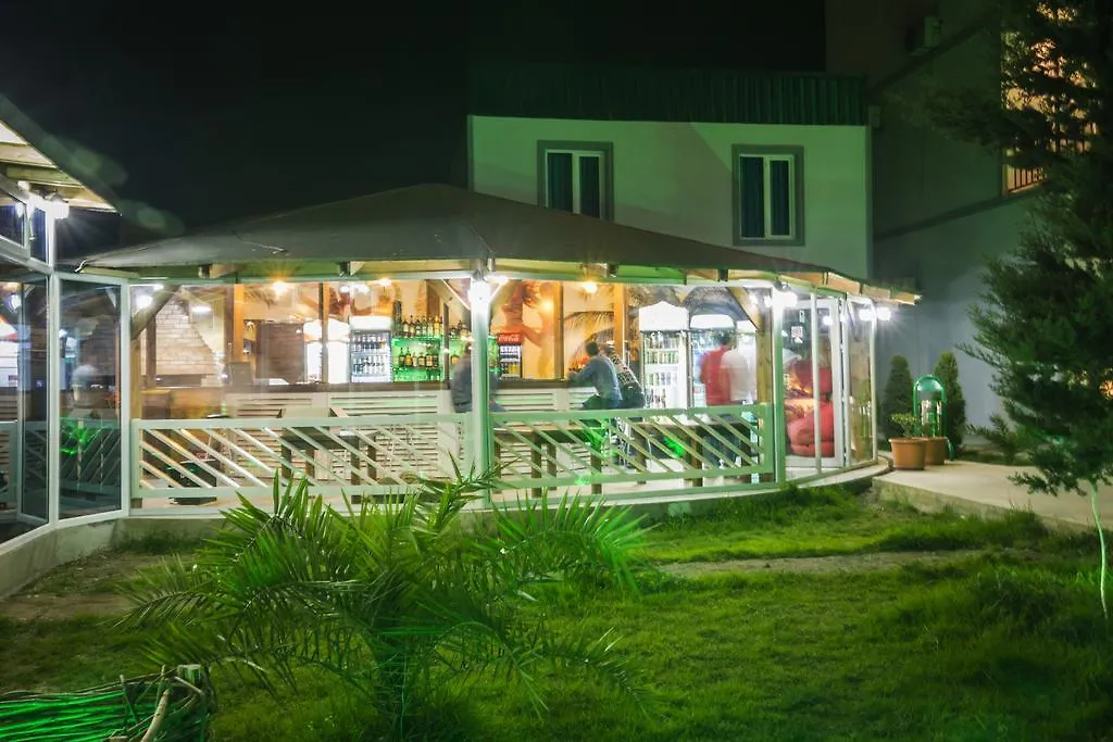 Beach House Hotel Batumi