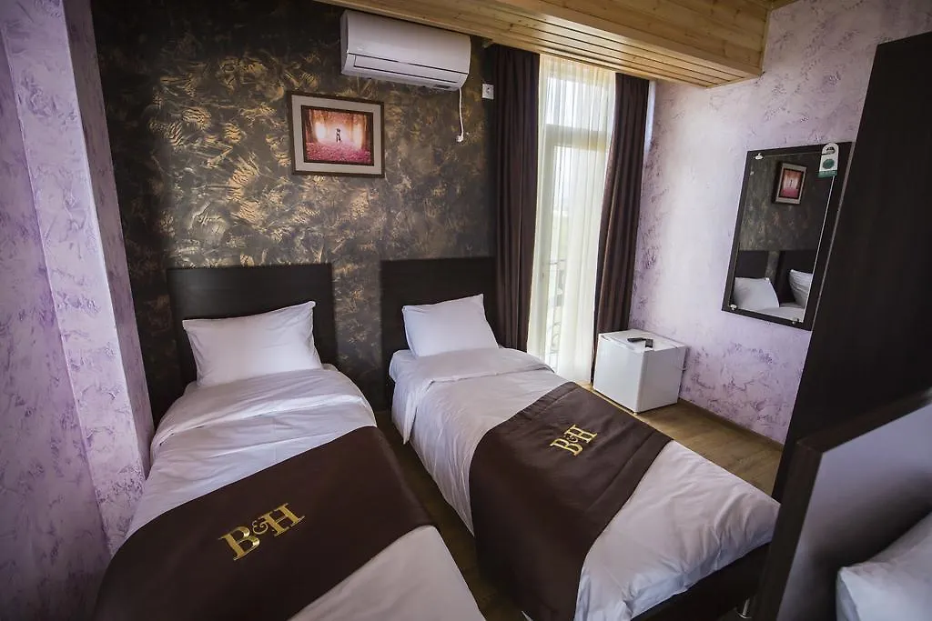 Beach House Hotel Batumi